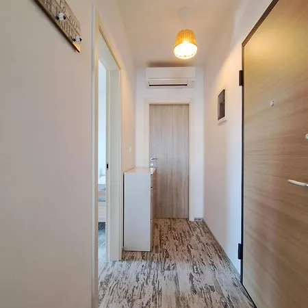 3 Bedroom Beautiful In Medulin