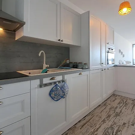 شقة 3 Bedroom Beautiful In