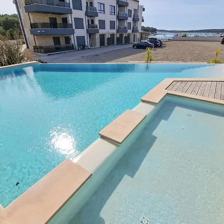 3 Bedroom Beautiful In Apartman