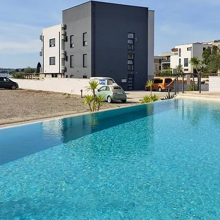 3 Bedroom Beautiful In Medulin